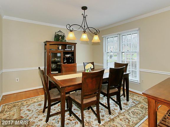 4th image of 6065 Burnside Landing Dr