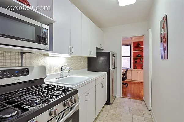 Sold by Corcoran | media 14