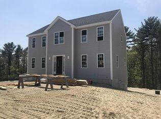 517 Plymouth St, Middleboro, MA 02346