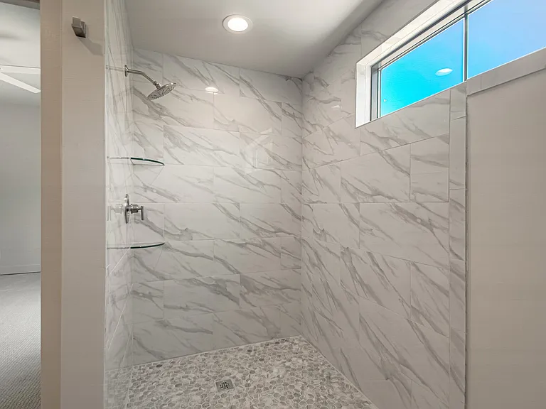 200 W Gregory Blvd #202 — Photo 23