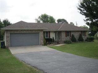 4600 N 16th St, Ozark, MO 65721