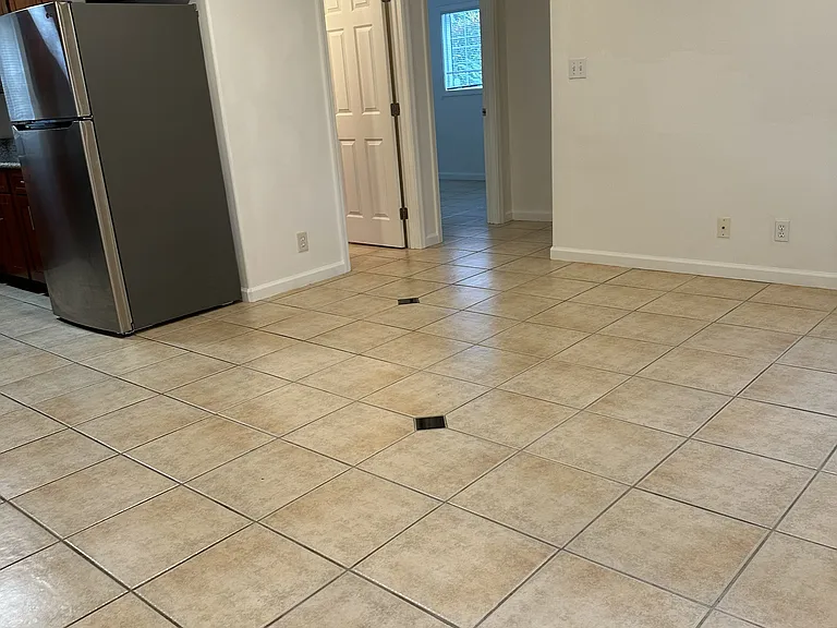 1432 Heulu St — Photo 2