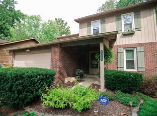 1490 Autumn Leaf Dr, Ballwin, MO 63021