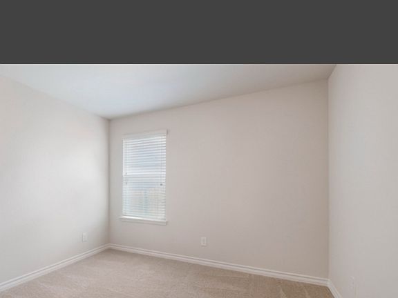 4th image of 8147 Sleepy Brk