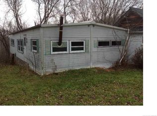 5547 Horseshoe Lake Rd, Stafford, NY 14143