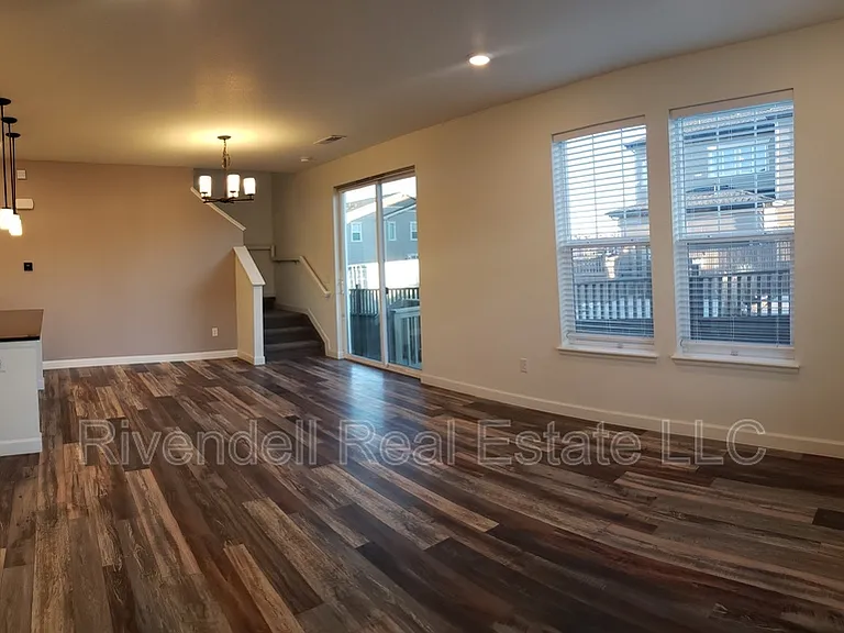 2979 Low Meadow Blvd — Photo 4