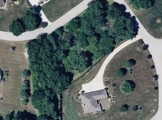Victory Ln, Canfield, OH 44406