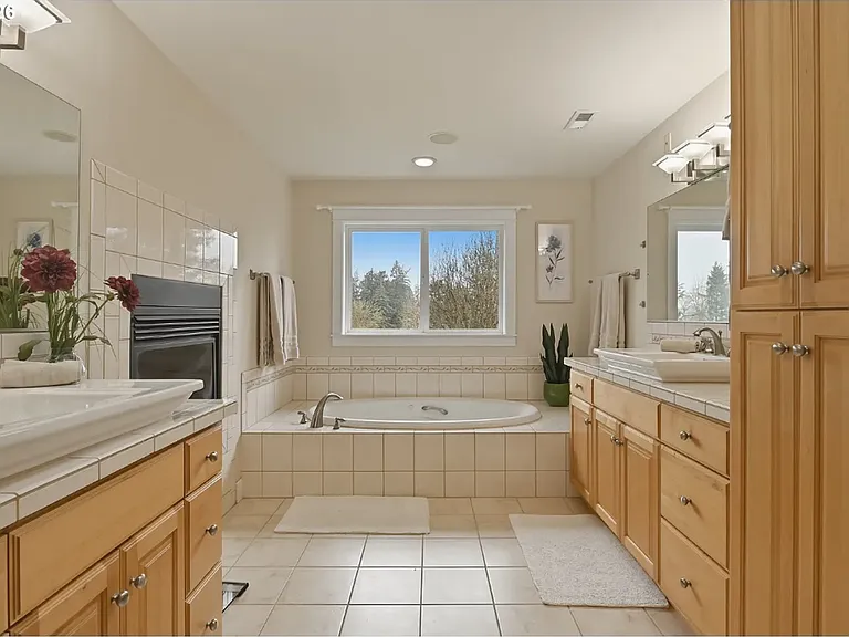 8145 SW 57th Ave — Photo 21
