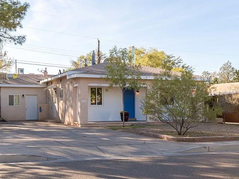 1301 Princeton Dr NE #B — Photo 1
