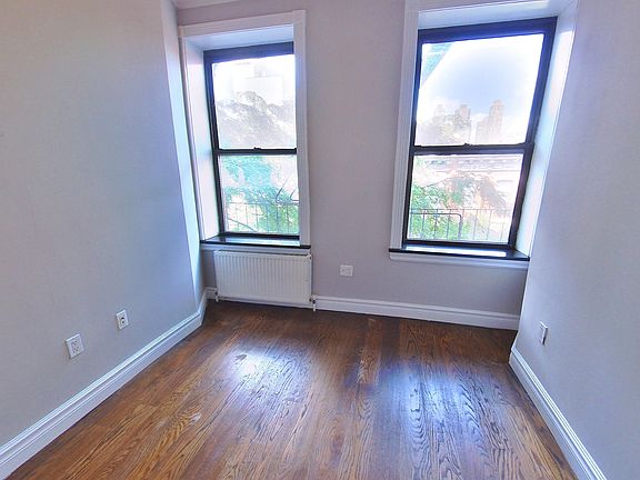 5th image of 450 W 50th St APT 4F