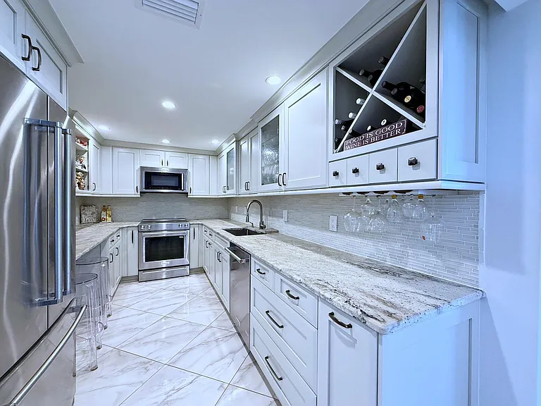 3546 S Ocean Blvd #305 — Photo 4