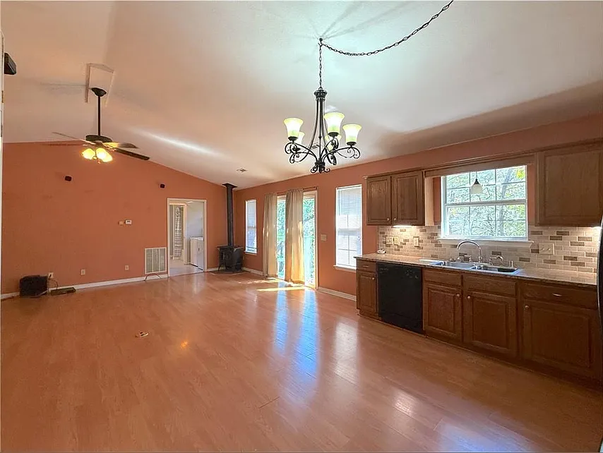 2 bed, 1152 sqft, $1,725 — Photo 4