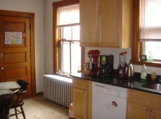 121 Calumet St #1R, Roxbury Crossing, MA 02120