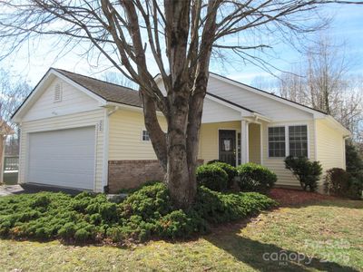 322 Creeks End Cir, Mills River, NC, 28759