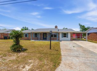 2020 Greenbriar Blvd, Lynn Haven, FL 32444