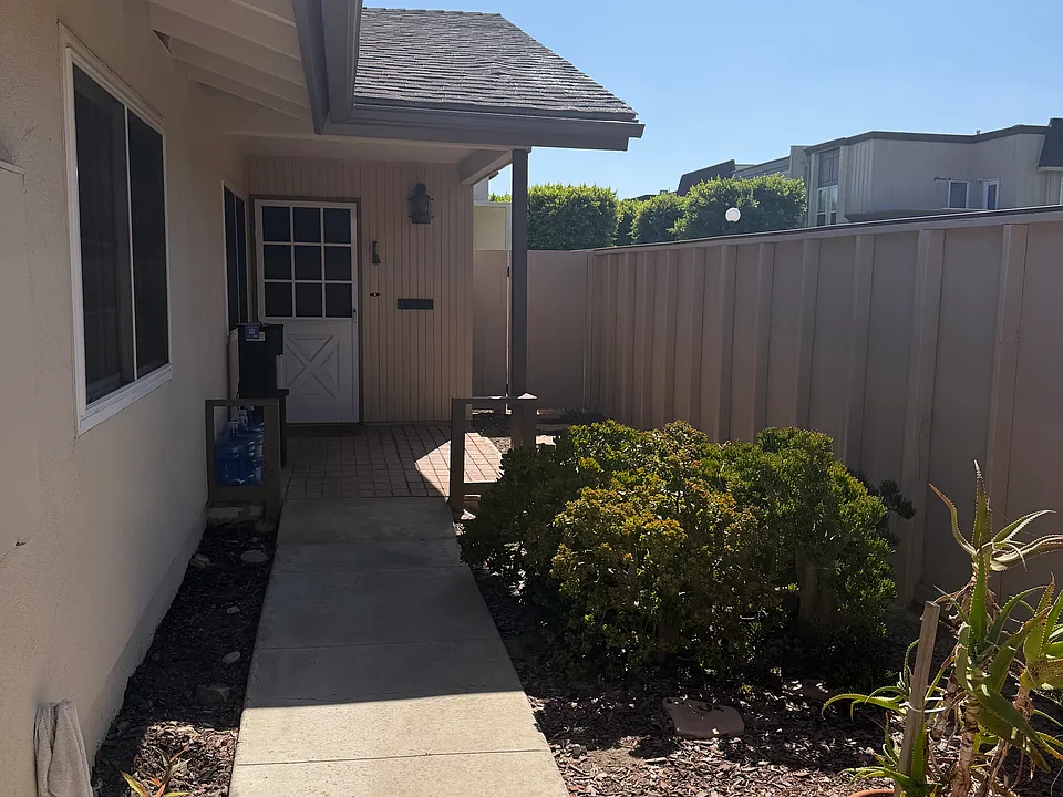 21392 Green Cove Cir