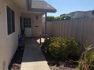 21392 Green Cove Cir, Huntington Beach, CA 92646