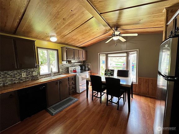 5th image of 4450 356th Drive SE #36