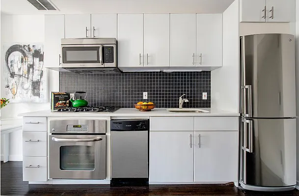 Sold by Compass | media 3