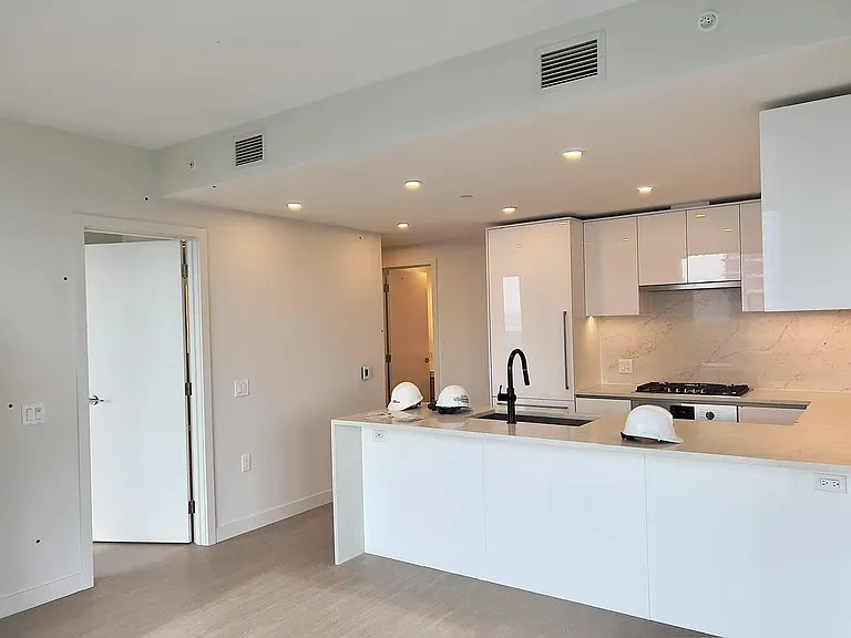 5987 Wilson Ave — Photo 2
