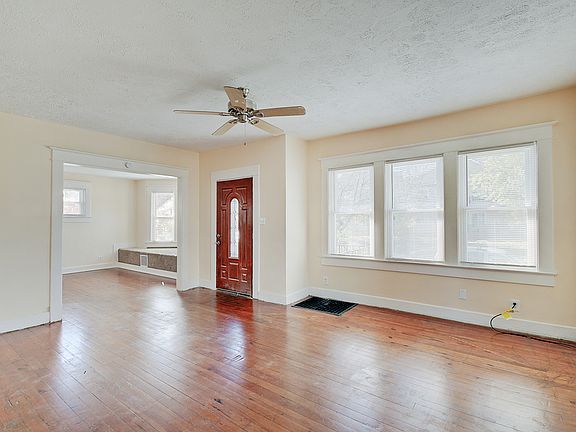 5th image of 2641 Guilford Ave