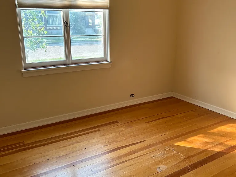 810 S Washington St — Photo 5