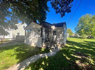 346 Guenther St, Oshkosh, WI 54902
