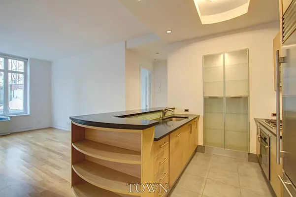 Rented by Town Residential | media 16