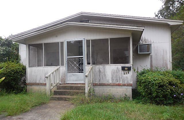 2nd image of 533 W Georgia St