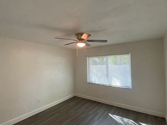 5th image of 5900 22nd Ave N #14