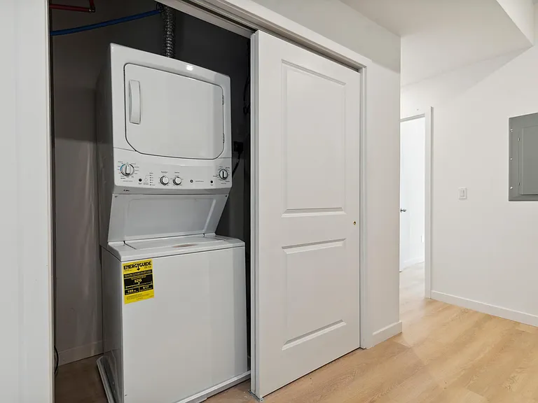 5102 Arch St #2 — Photo 12
