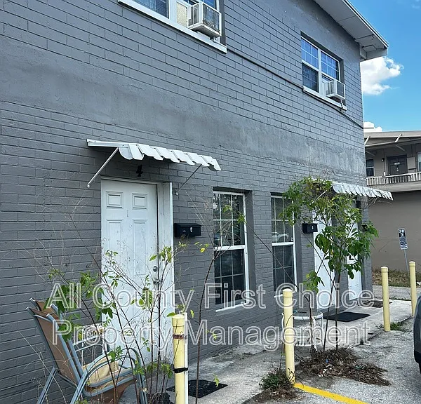 7380 63rd St N #5 — Photo 1
