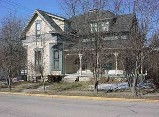 111 W Walnut St, Greencastle, IN 46135