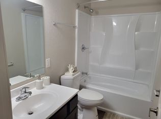 Park North STL, Saint Louis, MO 63136