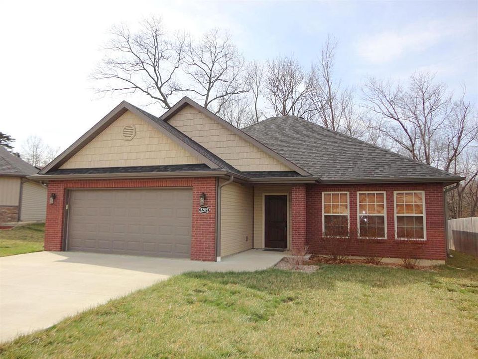 2nd image of 3205 Belinda Ct