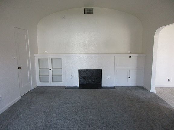 2nd image of 4370 Merrill Ave