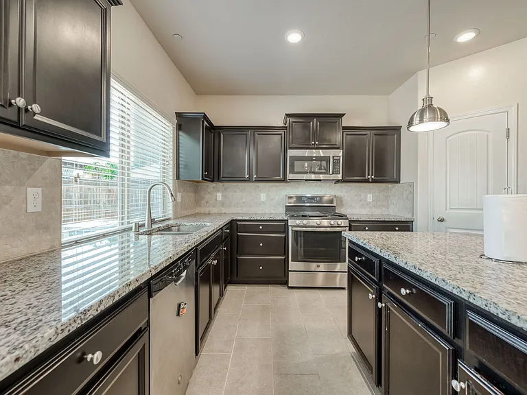 4129 Alamos Ave — Photo 13