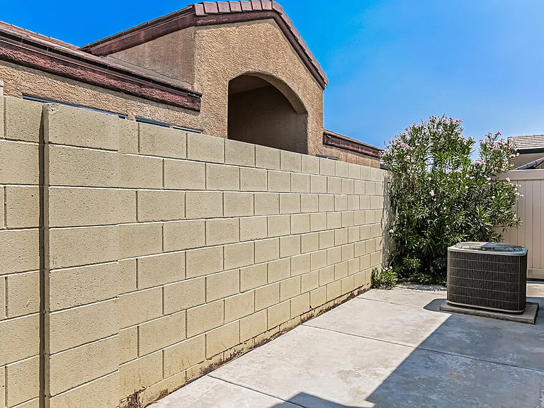 3370 Wasatch Cedars St — Photo 15
