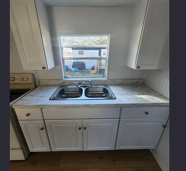 4506 Granada Ave — Photo 2