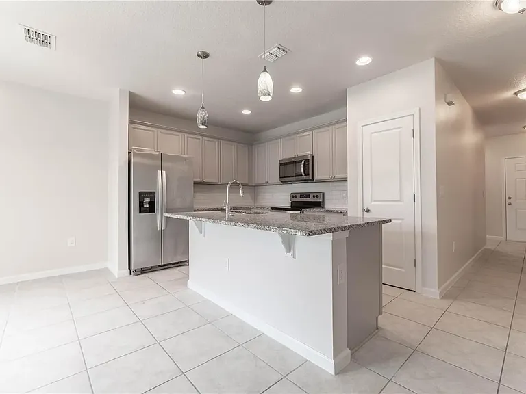 515 Taft Dr — Photo 13