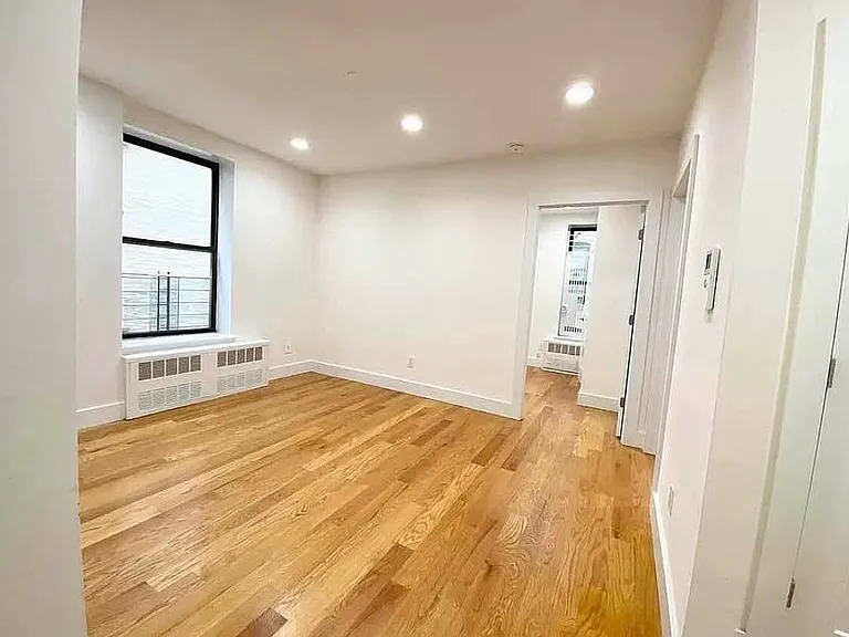 273 W 150th St #3C — Photo 8