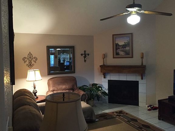 2nd image of 72 Avocado Ct