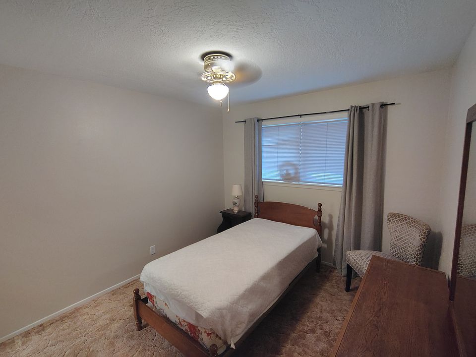 2nd image of 8412 Palo Duro Ave NE #4