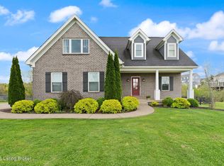 1211 Summit Parks Dr, La Grange, KY 40031