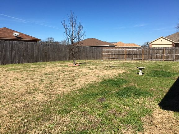 4th image of 1825 Brookwood Dr