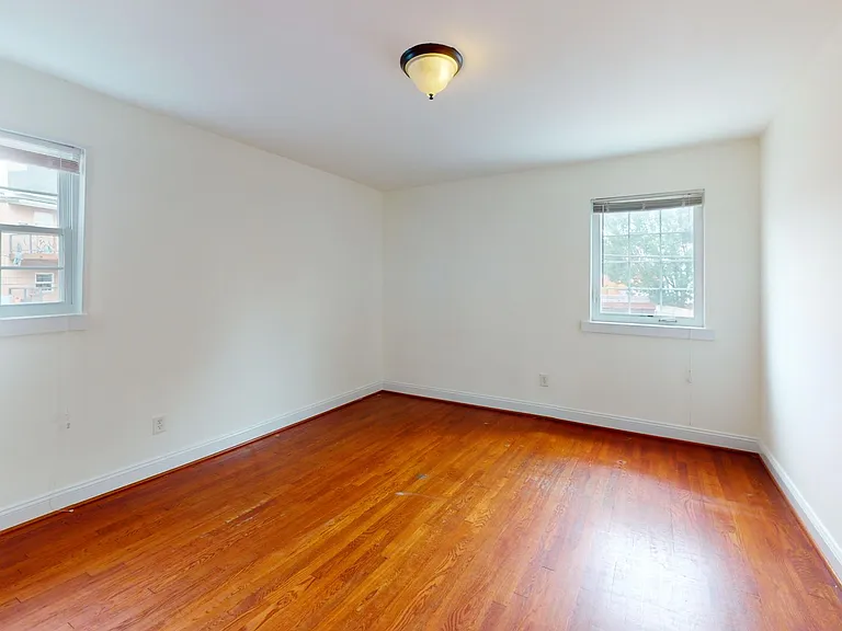 1316 Spring Road NW — Photo 10