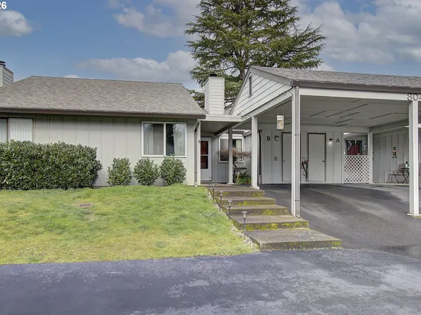 804 NW 132nd St APT B, Vancouver, WA 98685