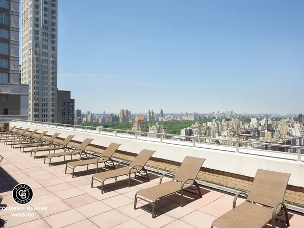 118 East 60th Street 7B image 11 of 12