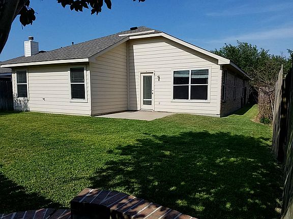 2nd image of 4735 Wind Trace Dr