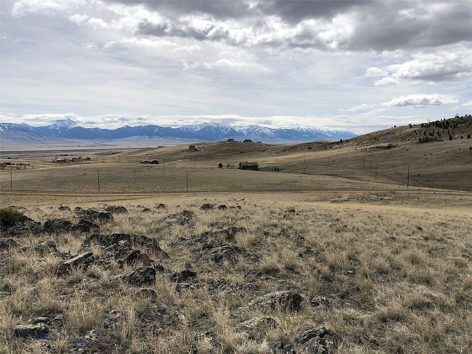 2nd image of 200 Shining Mountains Loop Rd
